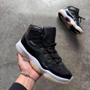 Zapatillas Air Jordan 11 Retro Negro y Blanco
